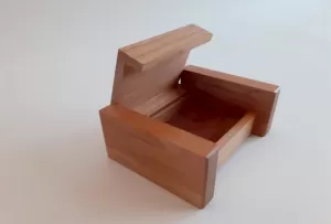 Jewelbox - wooden keepsake box