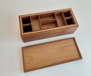 Jewelbox - wooden keepsake box inside