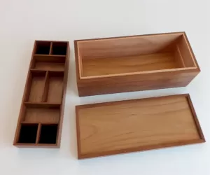 Jewelbox - wooden keepsake box inside